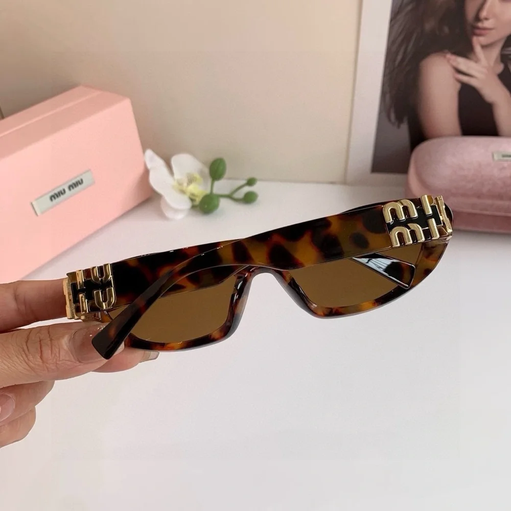 100% Authentic NWT Miu Miu Oval Sunglasses Tortoise Shell Gold Logo - Picture 6 of 8